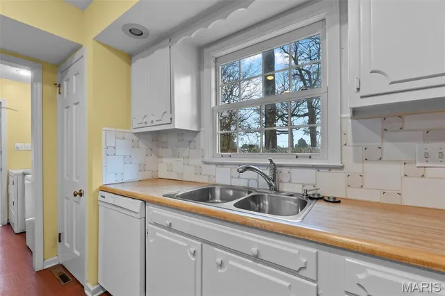 $335,000 | 1111 White Oak Place, Kennett, MO 63857