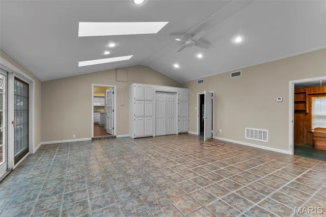 $335,000 | 1111 White Oak Place, Kennett, MO 63857