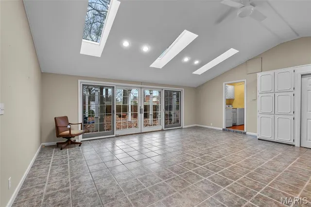 $335,000 | 1111 White Oak Place, Kennett, MO 63857