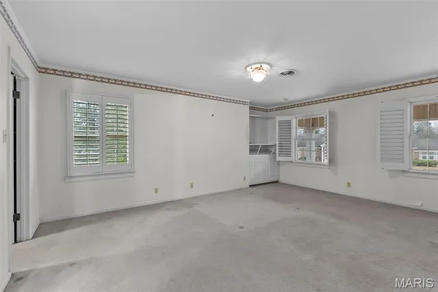 $335,000 | 1111 White Oak Place, Kennett, MO 63857