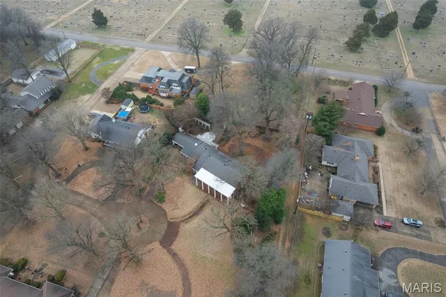 $335,000 | 1111 White Oak Place, Kennett, MO 63857