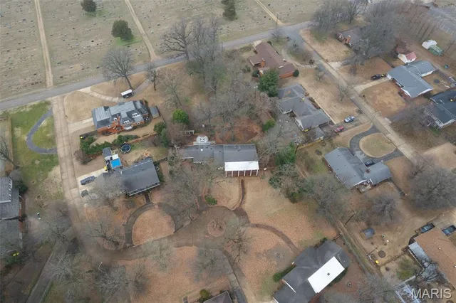 $335,000 | 1111 White Oak Place, Kennett, MO 63857