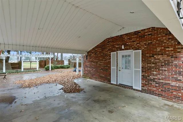 $335,000 | 1111 White Oak Place, Kennett, MO 63857