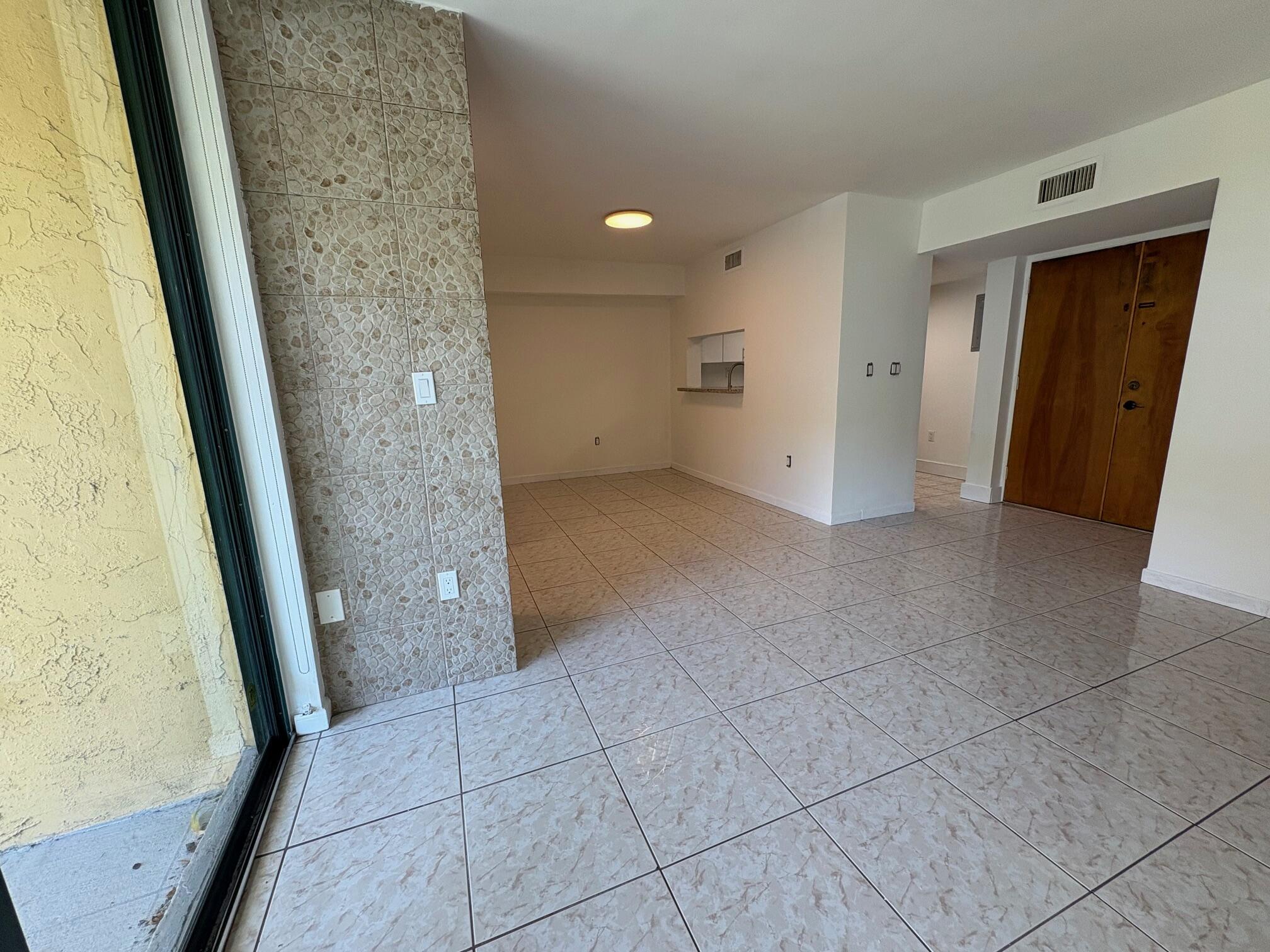 11800 Southwest 18th Street, Unit 108 Miami, FL 33175 - Photo 20 of 31 IMG_8538