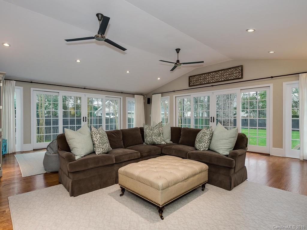 1238 Providence Road Charlotte, NC 28207 - Photo 14 of 32 Gallery Image 14