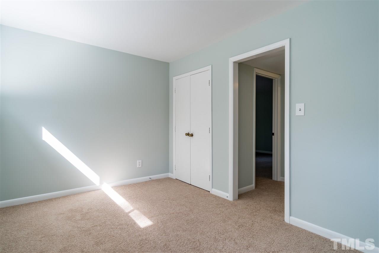 528 Pine Ridge Place, Unit N/A Raleigh, NC 27609 - Photo 13 of 25
