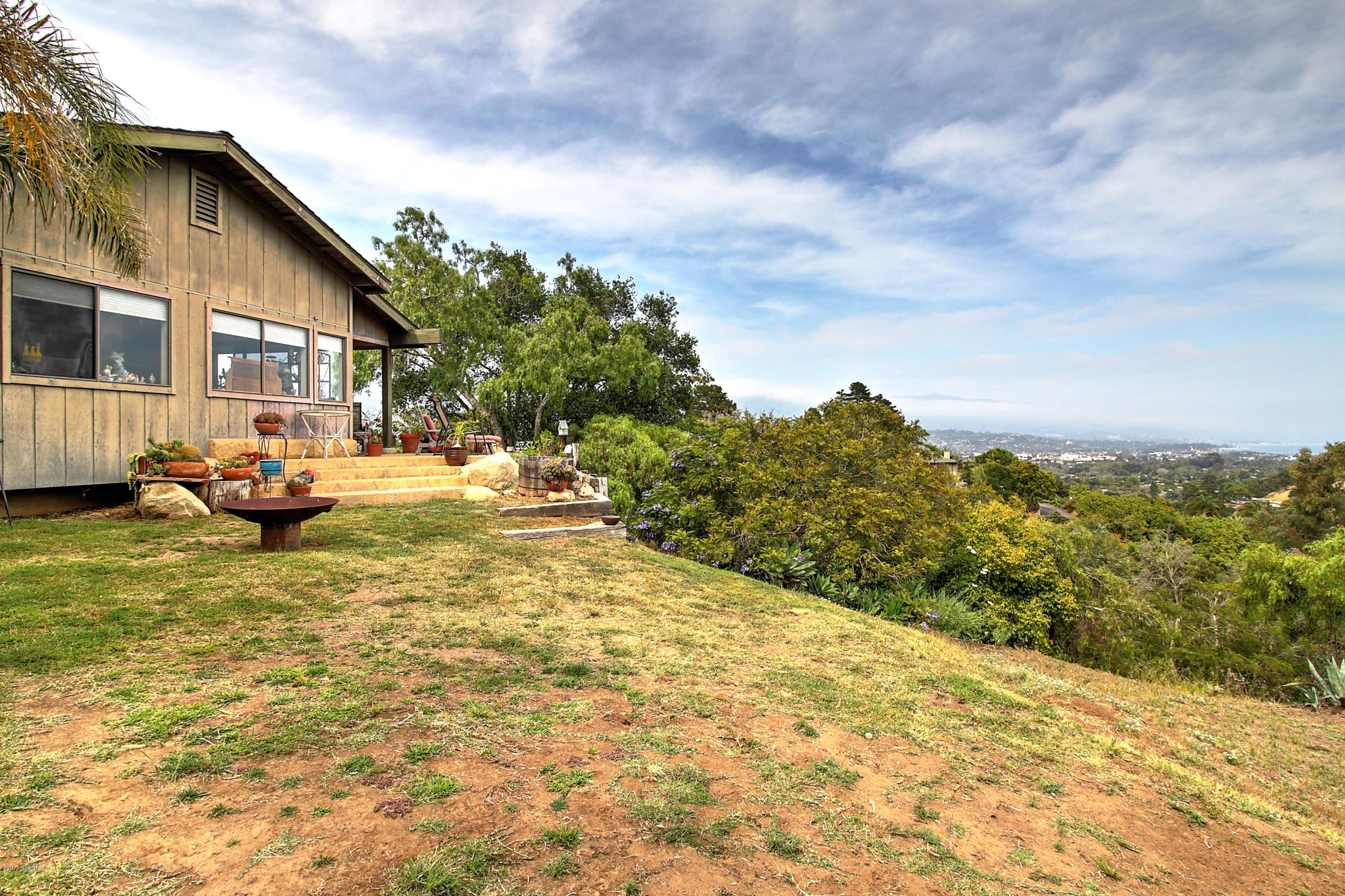 1415 La Cima Road Santa Barbara, CA 93101 - Photo 35 of 45 13