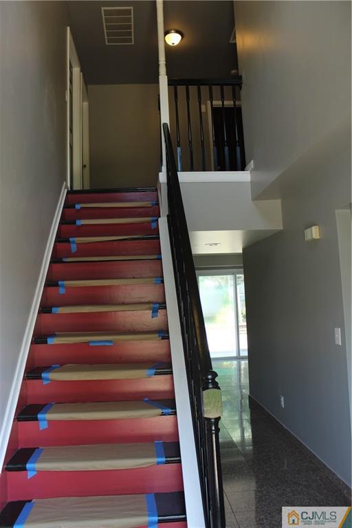 15 Kenmore Road Edison, NJ 08817 - Photo 4 of 35 a view of entryway