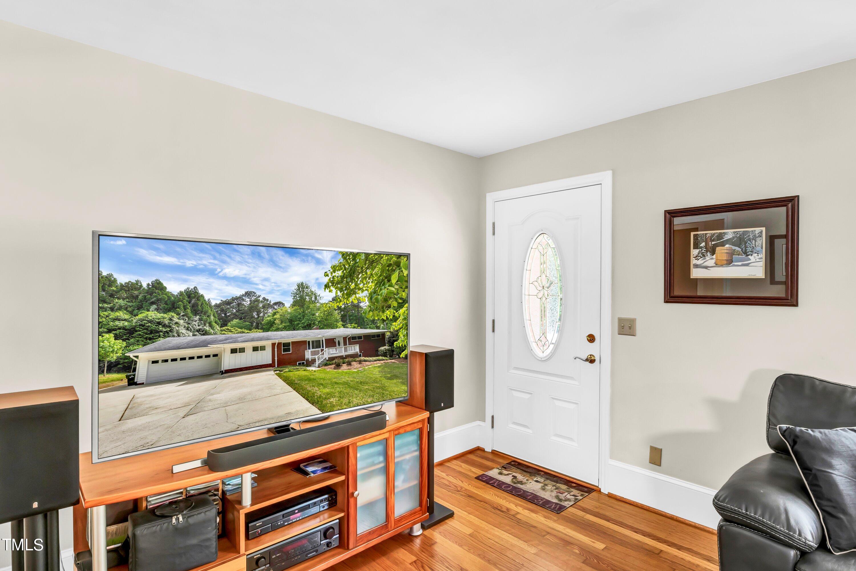 5309 Woodsdale Road Raleigh, NC 27606 - Photo 7 of 61 Living Room