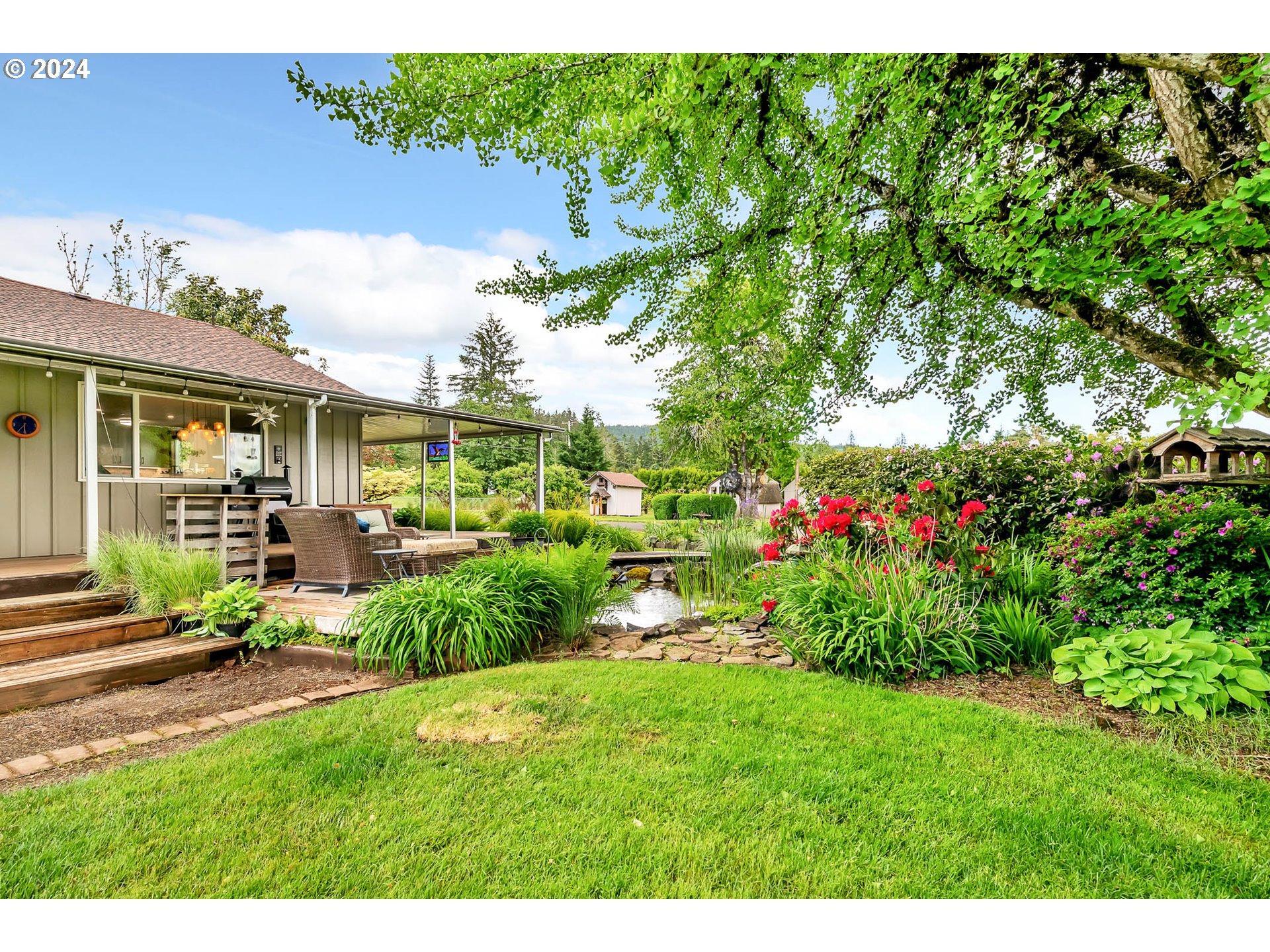 91281 Donna Road Springfield, OR 97478 - Photo 30 of 42 a view of outdoor space and yard