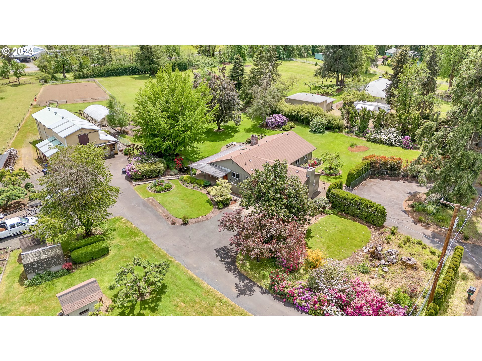 91281 Donna Road Springfield, OR 97478 - Photo 4 of 42 a picture of a city