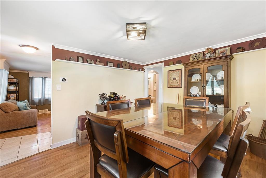 2411 Collins Road Pittsburgh, PA 15235 - Photo 12 of 23 Gallery Image 12