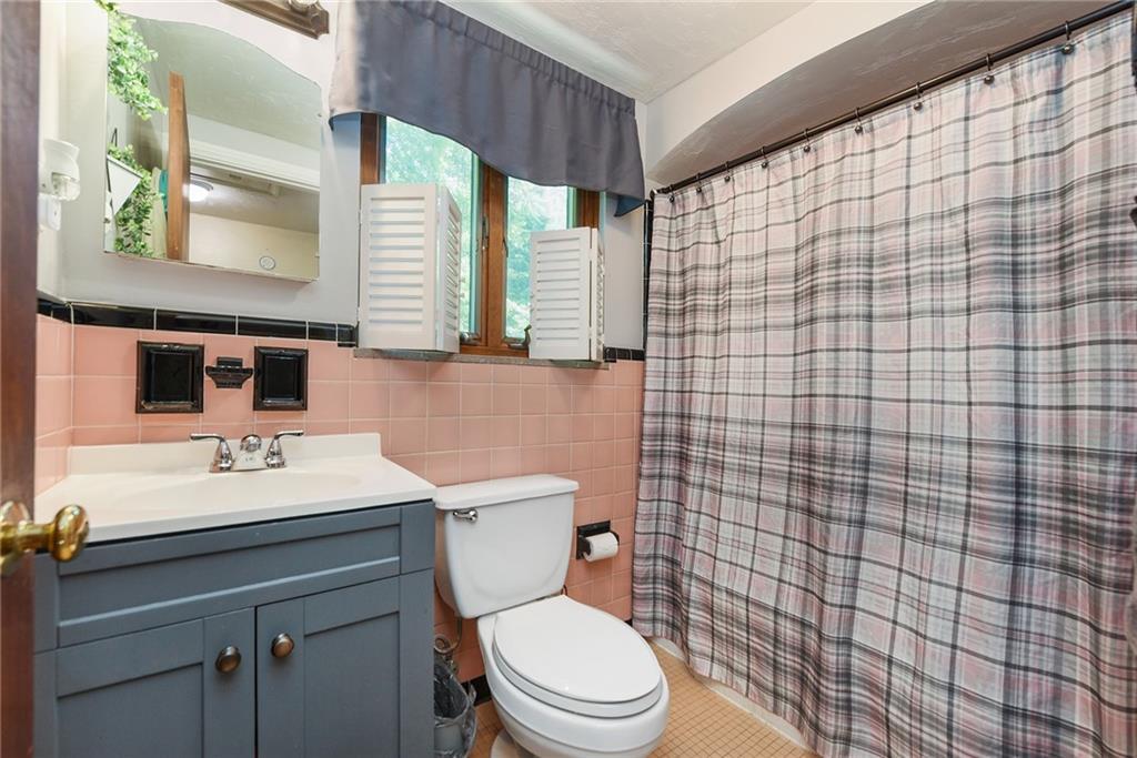 2411 Collins Road Pittsburgh, PA 15235 - Photo 23 of 23 Gallery Image 23