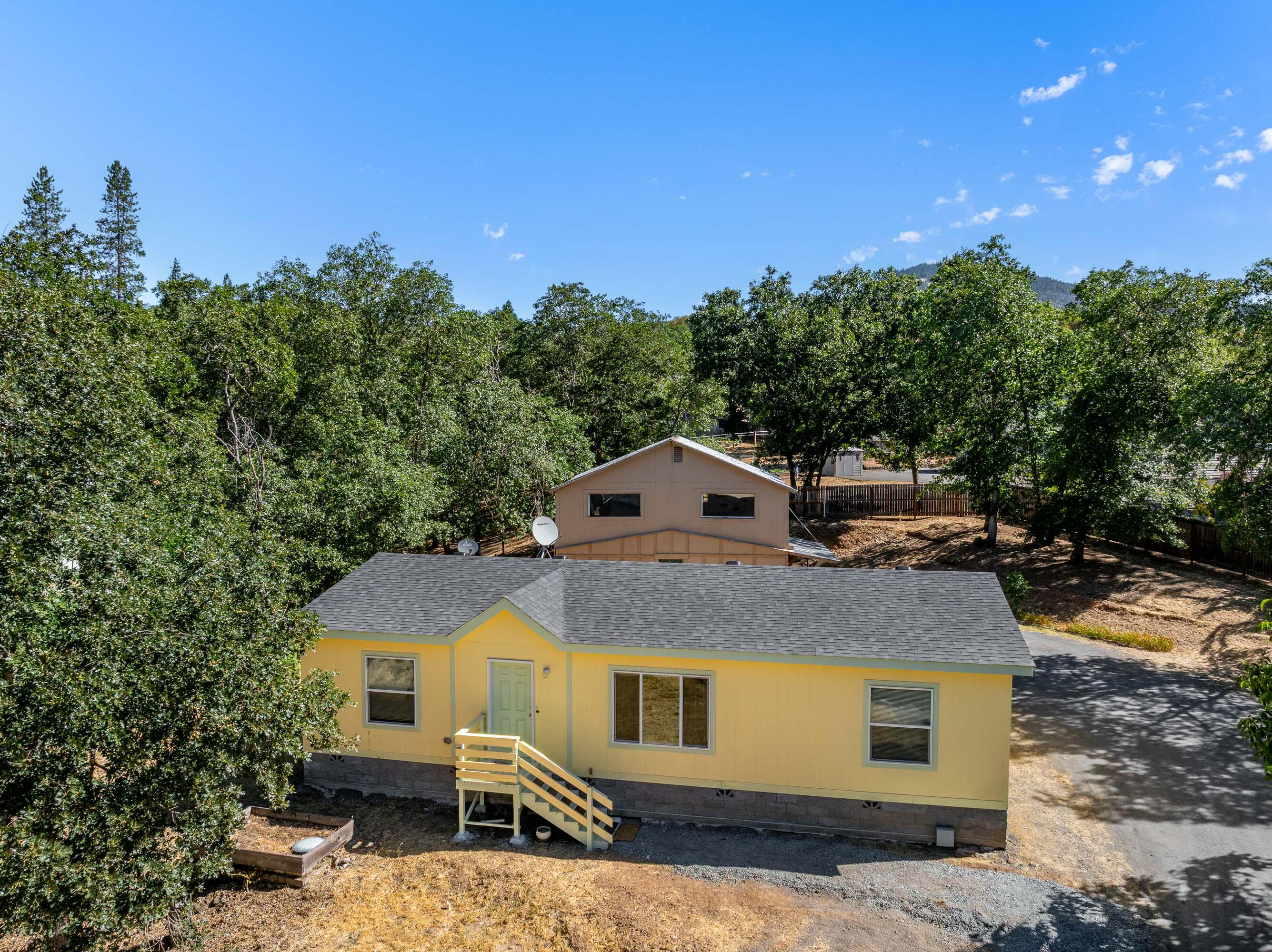 849 Three Pines Road Grants Pass, OR 97526 - Photo 2 of 29 Aerial View