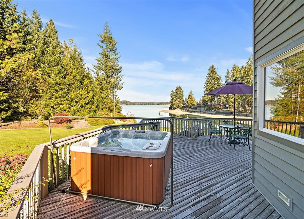 5550 East Grapeview Loop Road Allyn, WA 98524 - Photo 23 of 28 Gallery Image 23