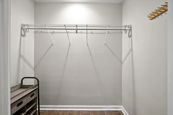 $3,800 | 2054 West Race Avenue, Unit 1, Chicago, IL 60612