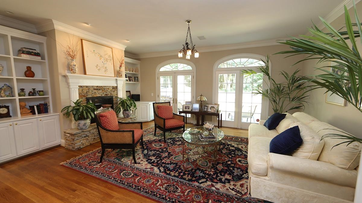 2815 Exeter Circle Raleigh, NC 27608 - Photo 5 of 23 Photo 5
