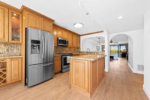 $499,000 | 1100 Southeast 5th Court, Unit 33, Pompano Beach, FL 33060