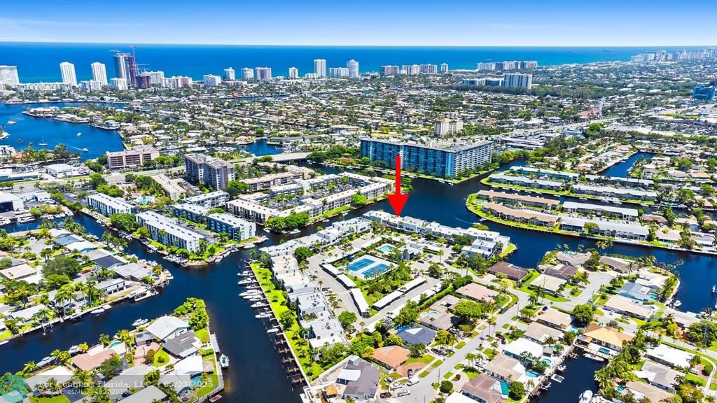 1100 Southeast 5th Court, Unit 33 Pompano Beach, FL 33060 - Photo 22 of 26 a view of a city
