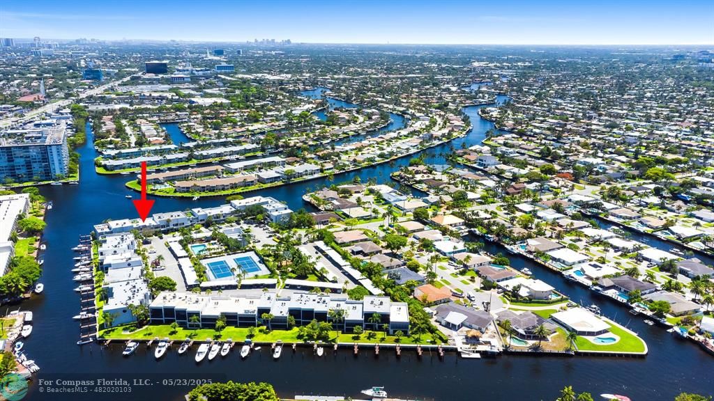 1100 Southeast 5th Court, Unit 33 Pompano Beach, FL 33060 - Photo 23 of 26 an aerial view of residential houses with outdoor space and street view