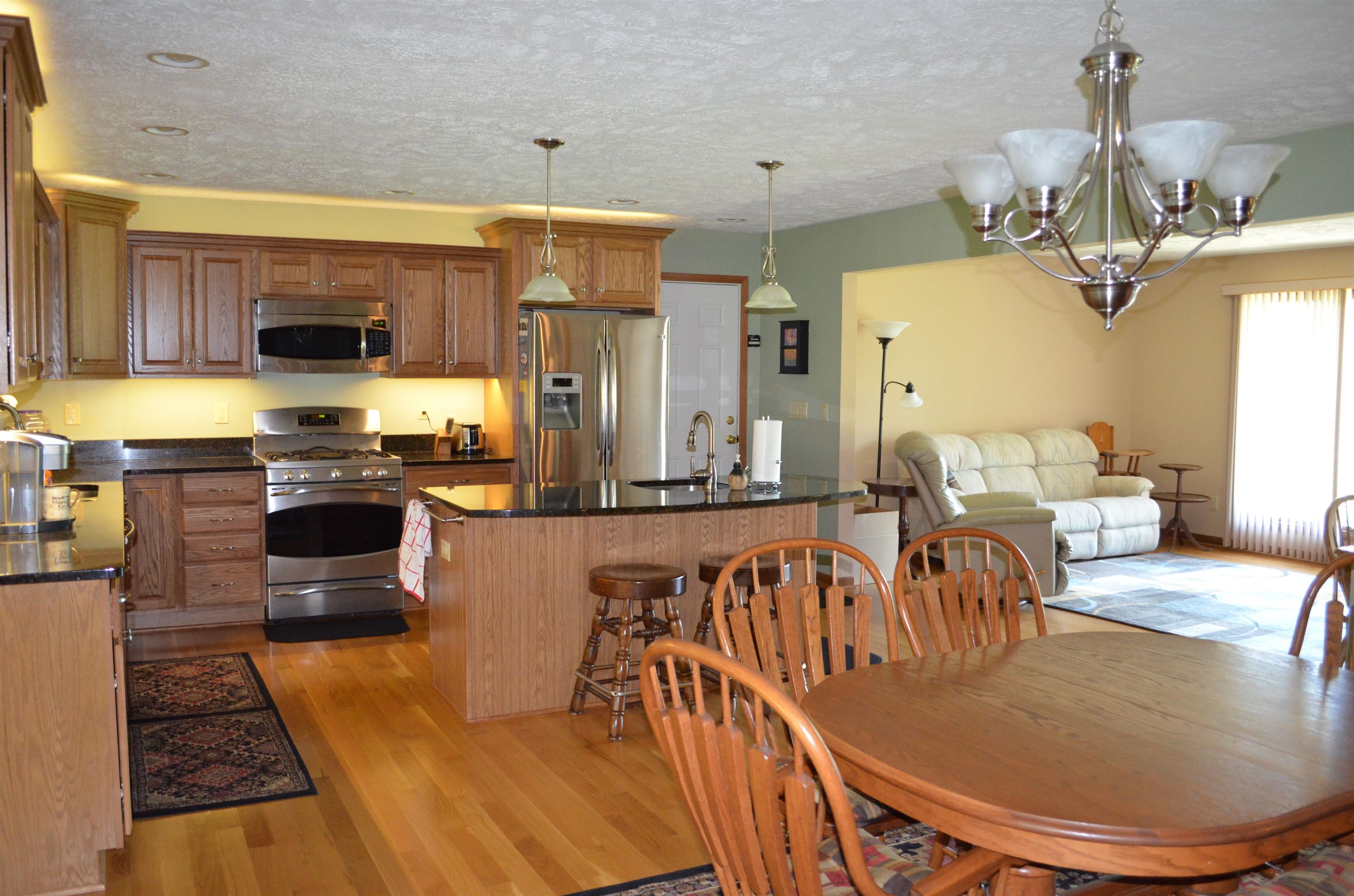 2907 Karr Road Belvidere, IL 61008 - Photo 8 of 23 Gallery Image 8