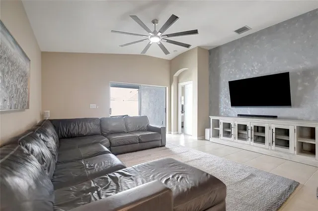 $359,500 | 623 Hartford Heights Street, Spring Hill, FL 34609