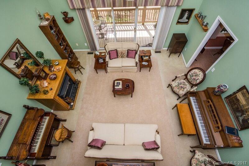 501 Oak Ridge Drive Clyde, NC 28721 - Photo 7 of 24