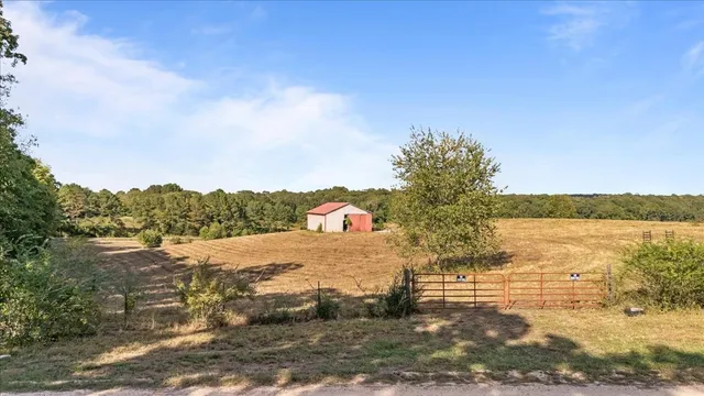 $399,900 | 1849 Humphreys Co Line Road, Dickson, TN 37055