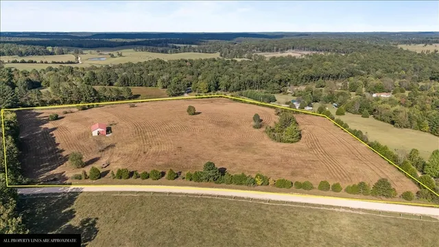 $399,900 | 1849 Humphreys Co Line Road, Dickson, TN 37055