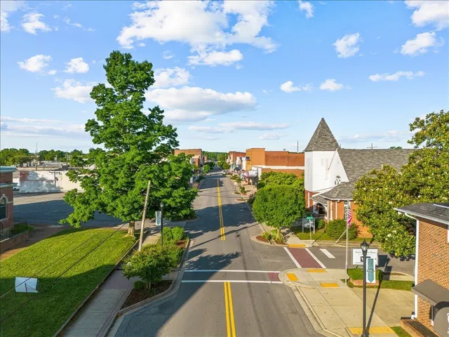 $399,900 | 1849 Humphreys Co Line Road, Dickson, TN 37055