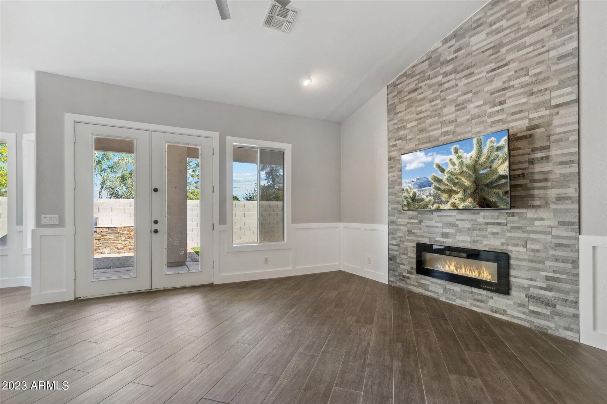 647 North Mayfair Mesa, AZ 85213 - Photo 13 of 58 07-DSC00894