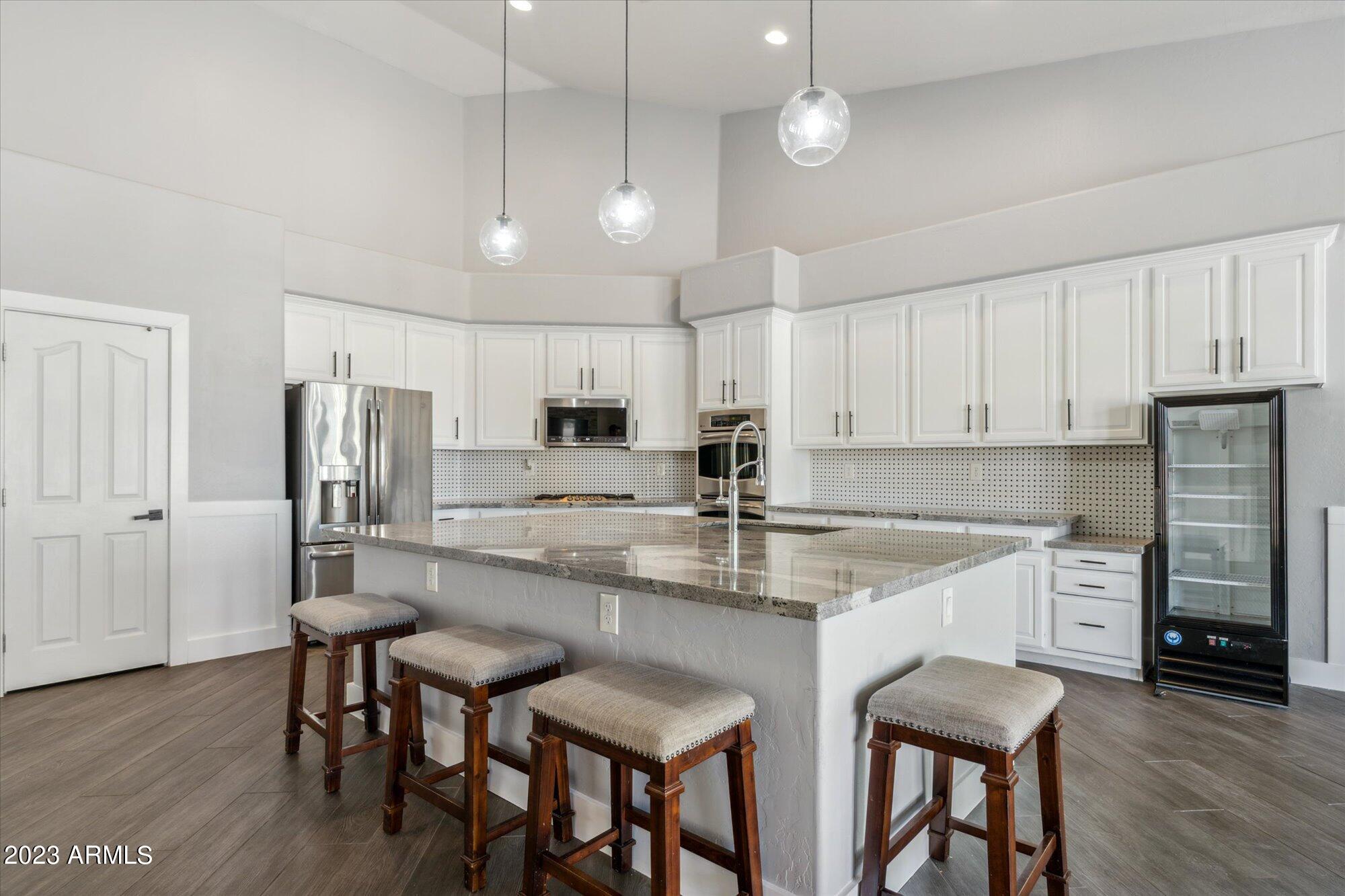 647 North Mayfair Mesa, AZ 85213 - Photo 9 of 58 04-DSC00879