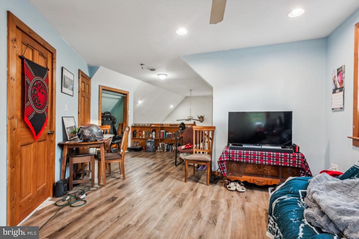 47 Lakeview Drive Tabernacle, NJ 08088 - Photo 19 of 25 Upstairs Bedroom