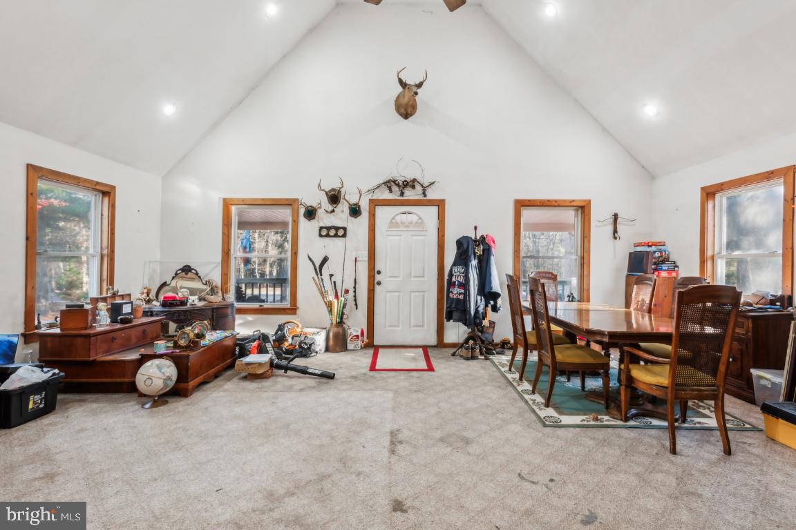 47 Lakeview Drive Tabernacle, NJ 08088 - Photo 7 of 25 Living Room With Ceiling Fan