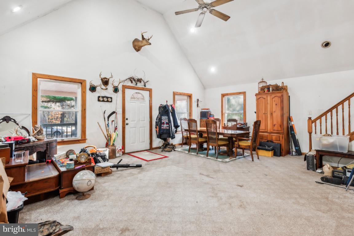 47 Lakeview Drive Tabernacle, NJ 08088 - Photo 8 of 25 Living Room