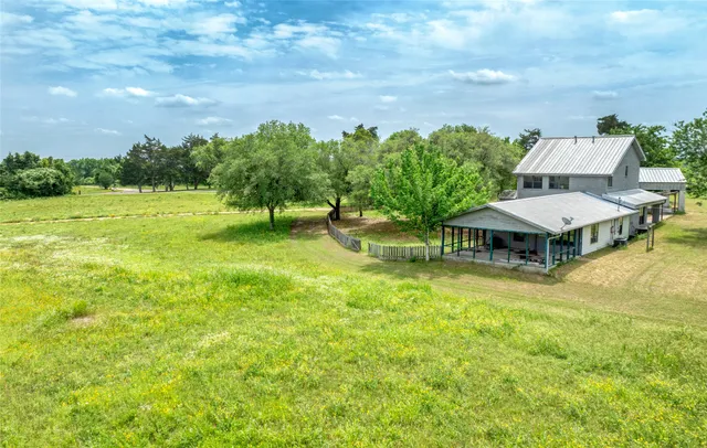 $1,425,000 | 5919 Farm To Market 50, Brenham, TX 77833