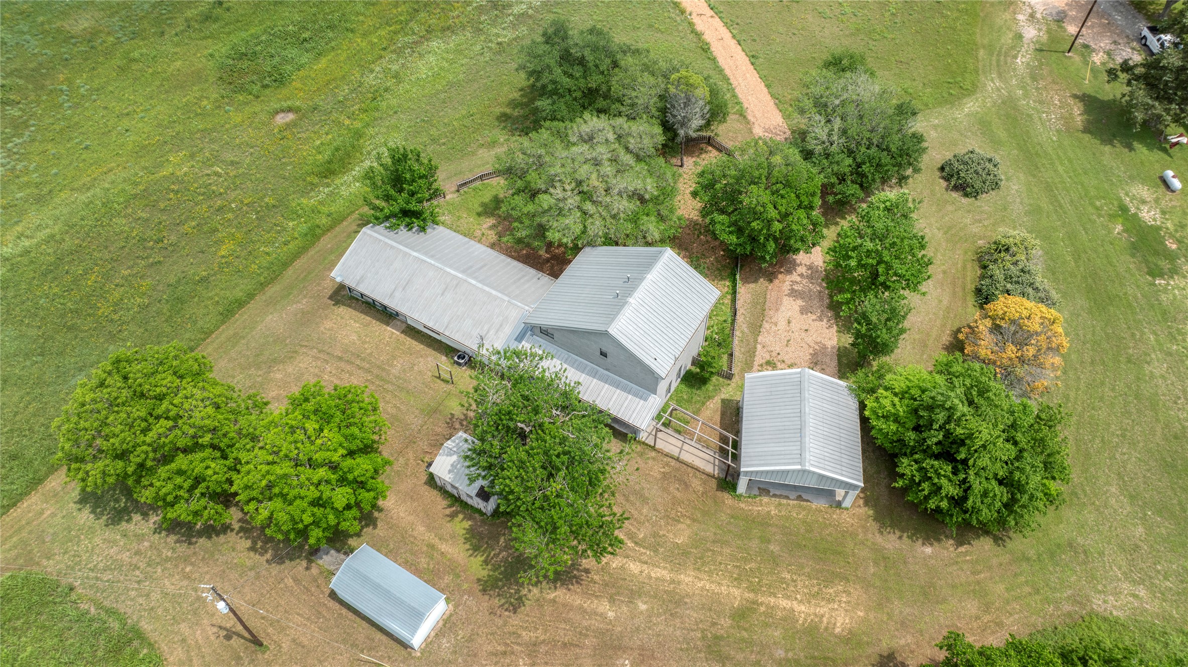 5919 Farm To Market 50 Brenham, TX 77833 - Photo 10 of 29