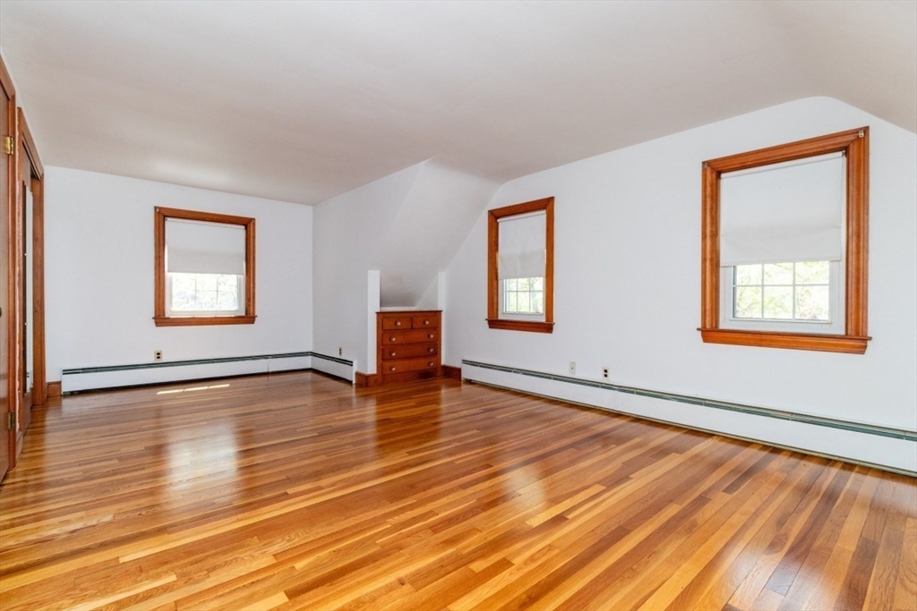 90 Walnut Street Walpole, MA 02081 - Photo 19 of 38