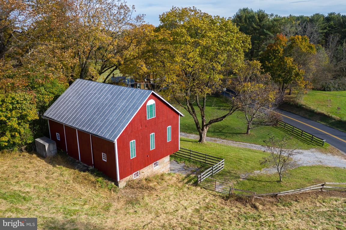 4314 Beckleysville Road Hampstead, MD 21074 - Photo 11 of 48 Rear of barn. Exterior painted just 2 years ago.