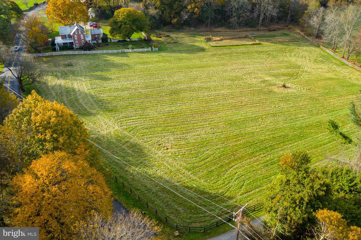 4314 Beckleysville Road Hampstead, MD 21074 - Photo 9 of 48 Pasture to the east side of the house.