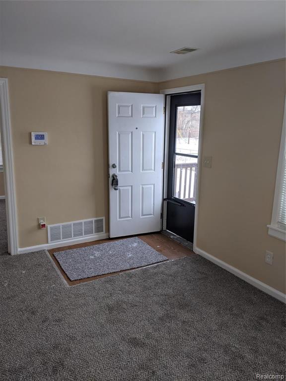 6750 Studebaker Avenue Warren, MI 48091 - Photo 3 of 19