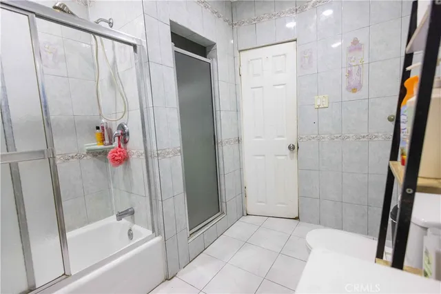 $869,000 | 1419 East 111th Street, Los Angeles, CA 90059