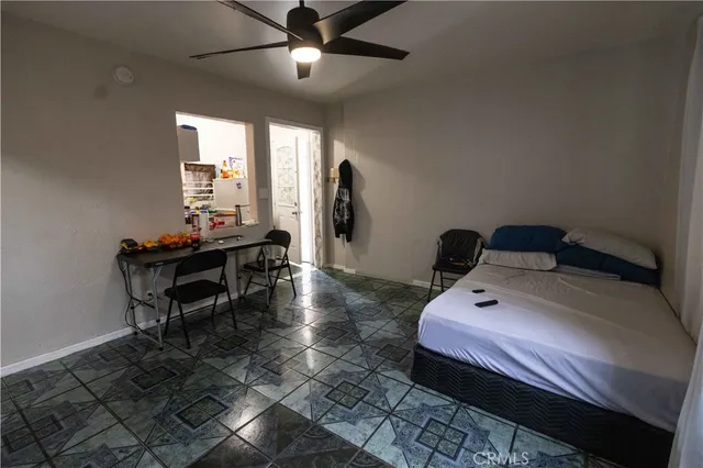 $869,000 | 1419 East 111th Street, Los Angeles, CA 90059