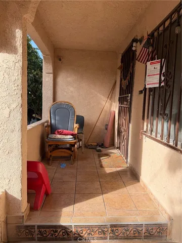 $869,000 | 1419 East 111th Street, Los Angeles, CA 90059