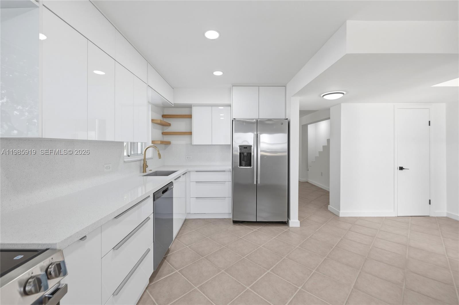 5251 Southwest 6th Street Miami, FL 33134 - Photo 18 of 39