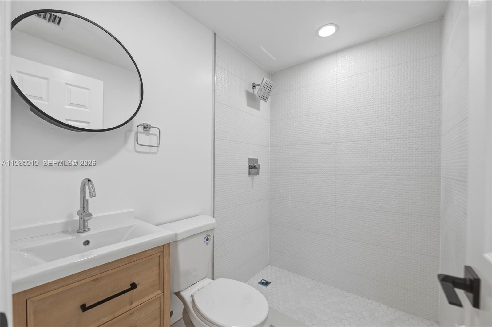 5251 Southwest 6th Street Miami, FL 33134 - Photo 21 of 39