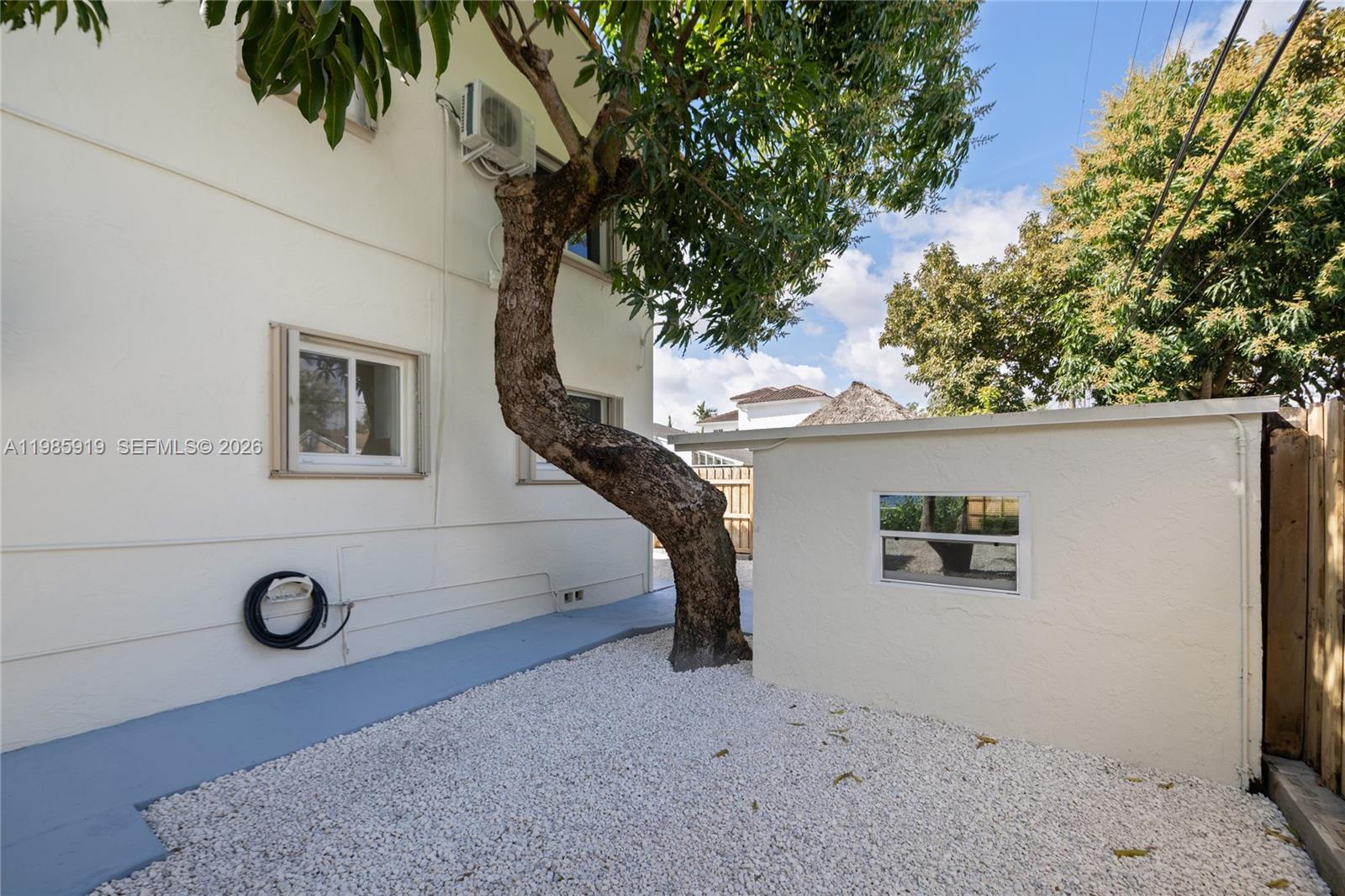 5251 Southwest 6th Street Miami, FL 33134 - Photo 29 of 39