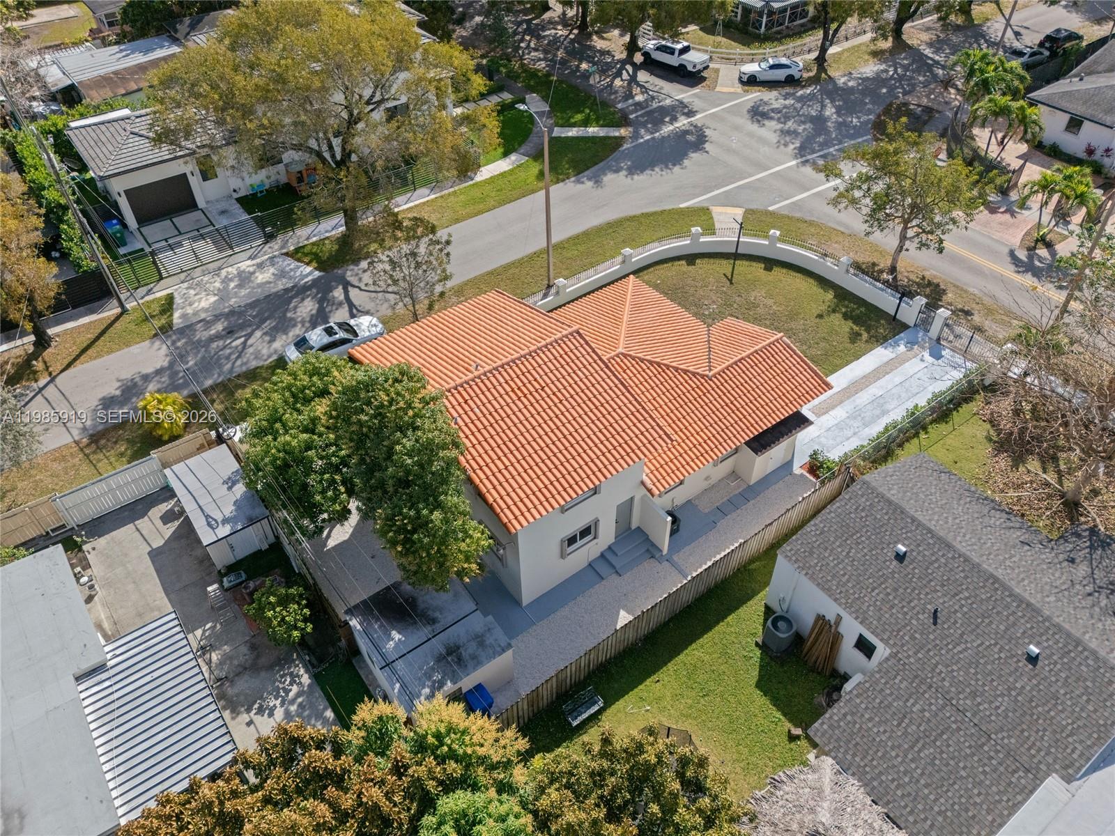 5251 Southwest 6th Street Miami, FL 33134 - Photo 36 of 39