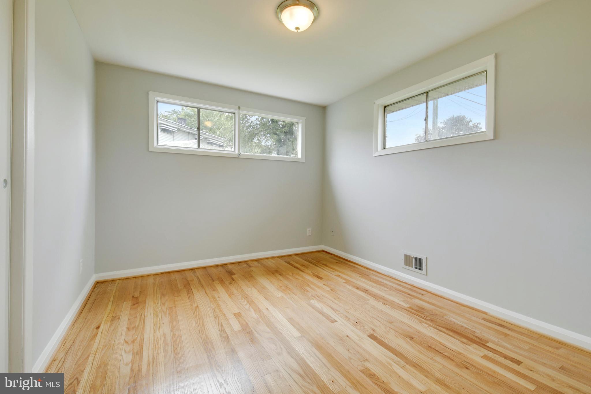 6207 Scranton Road Baltimore, MD 21237 - Photo 16 of 22 Bedroom
