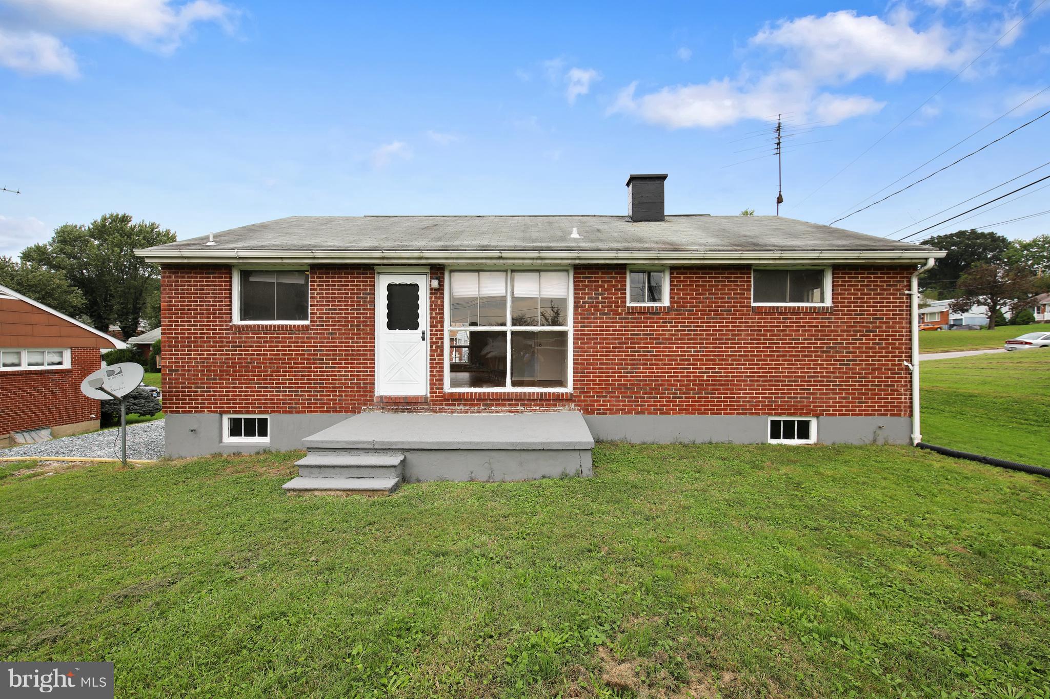 6207 Scranton Road Baltimore, MD 21237 - Photo 5 of 22 Exterior (Rear)